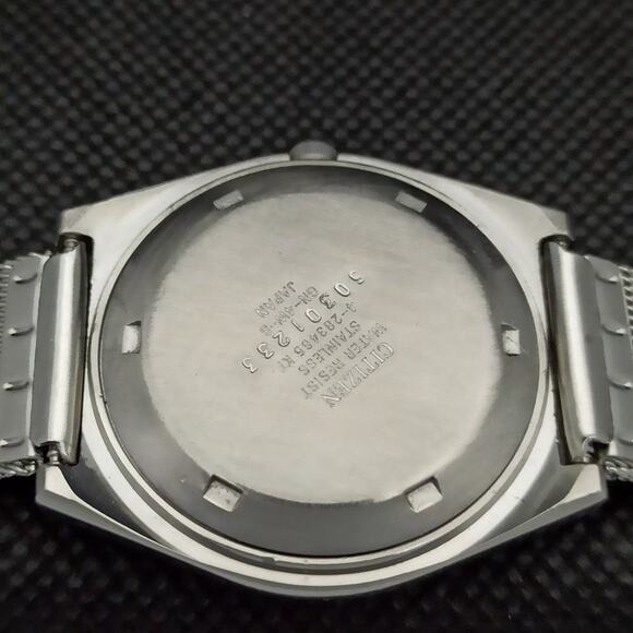 Vintage 1972 Citizen Automatic Mens Silver Watch W/daydate & White accents - Picture 12 of 12